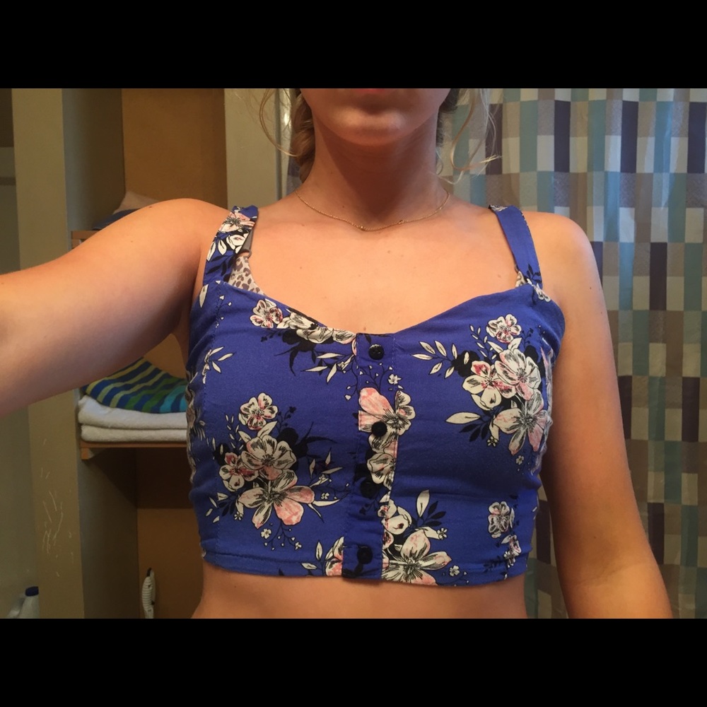 Floral printed crop top